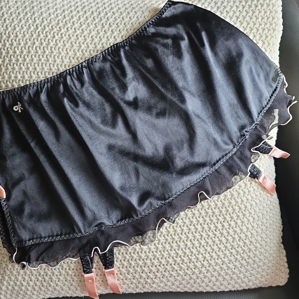 Victoria's Secret VTG Second Skin Satin Slip Dupont Skirt Thong Panty LARGE